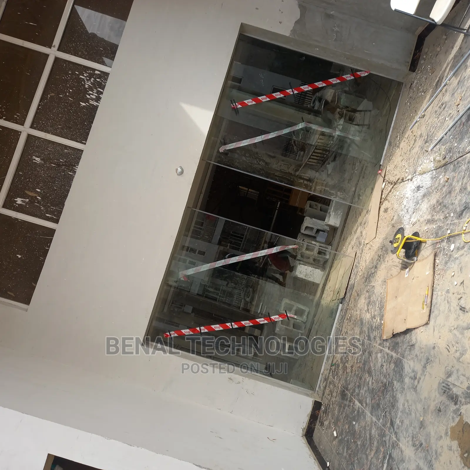 High Performance Sensor Sliding Glass in Oron