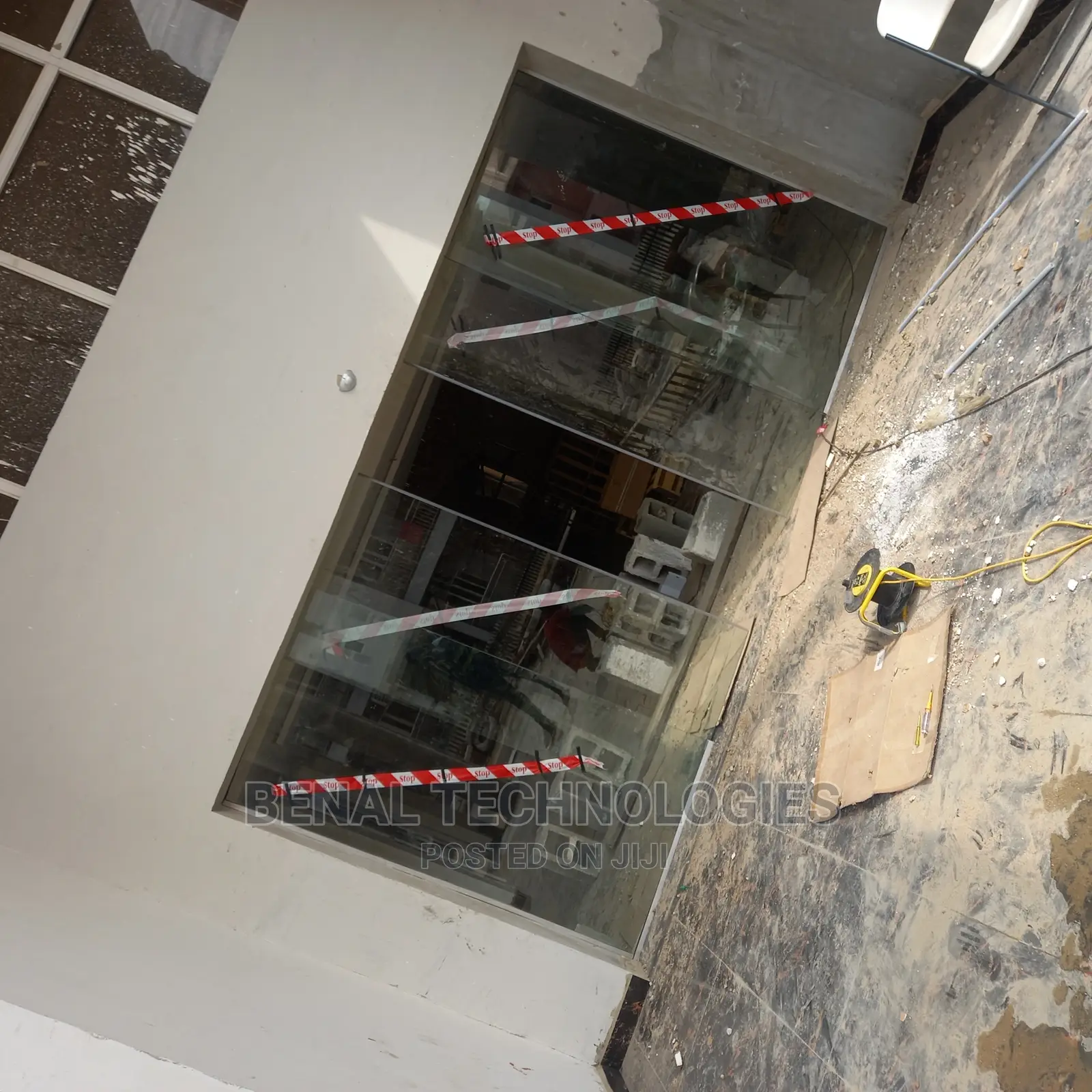 Safe and Secured Auto Glass in Oron
