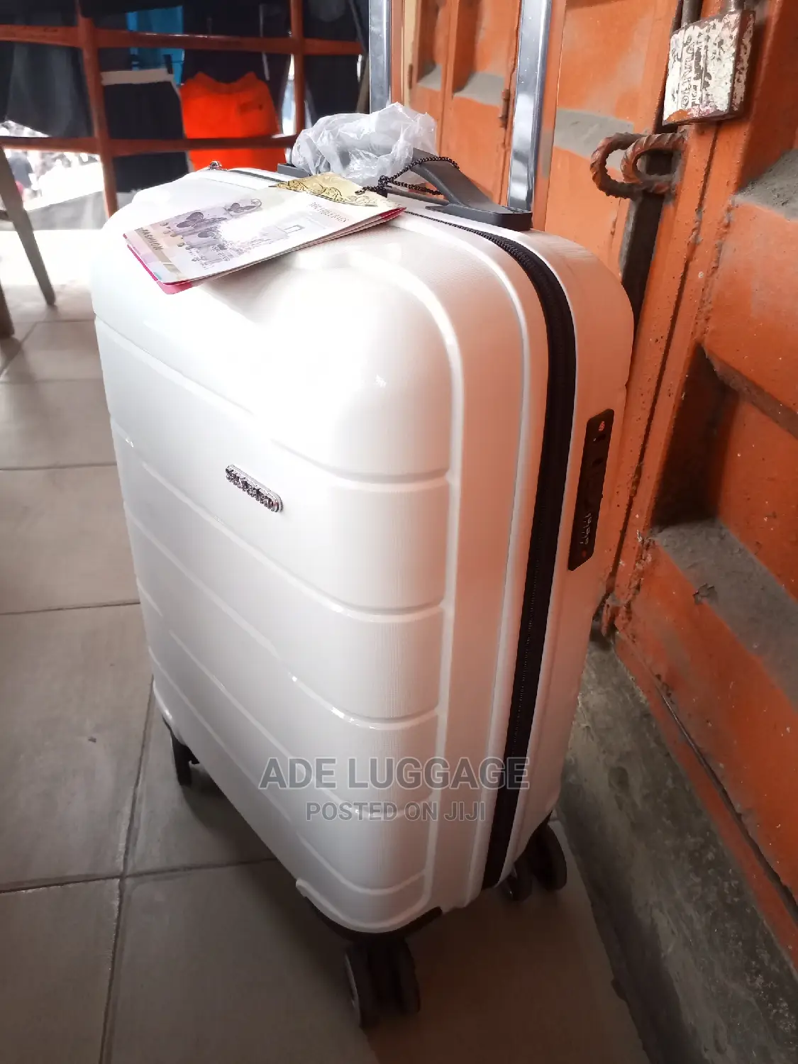 High Fashion Luggage Box Collection