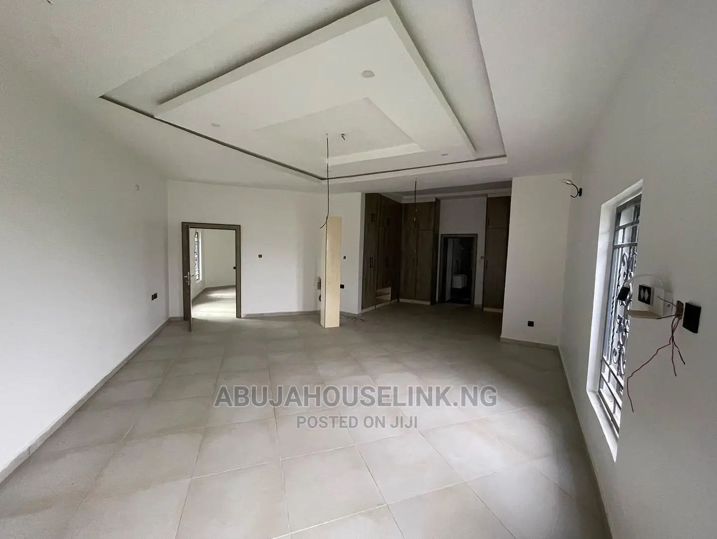 5bdrm Duplex in Guzape Abuja for sale
