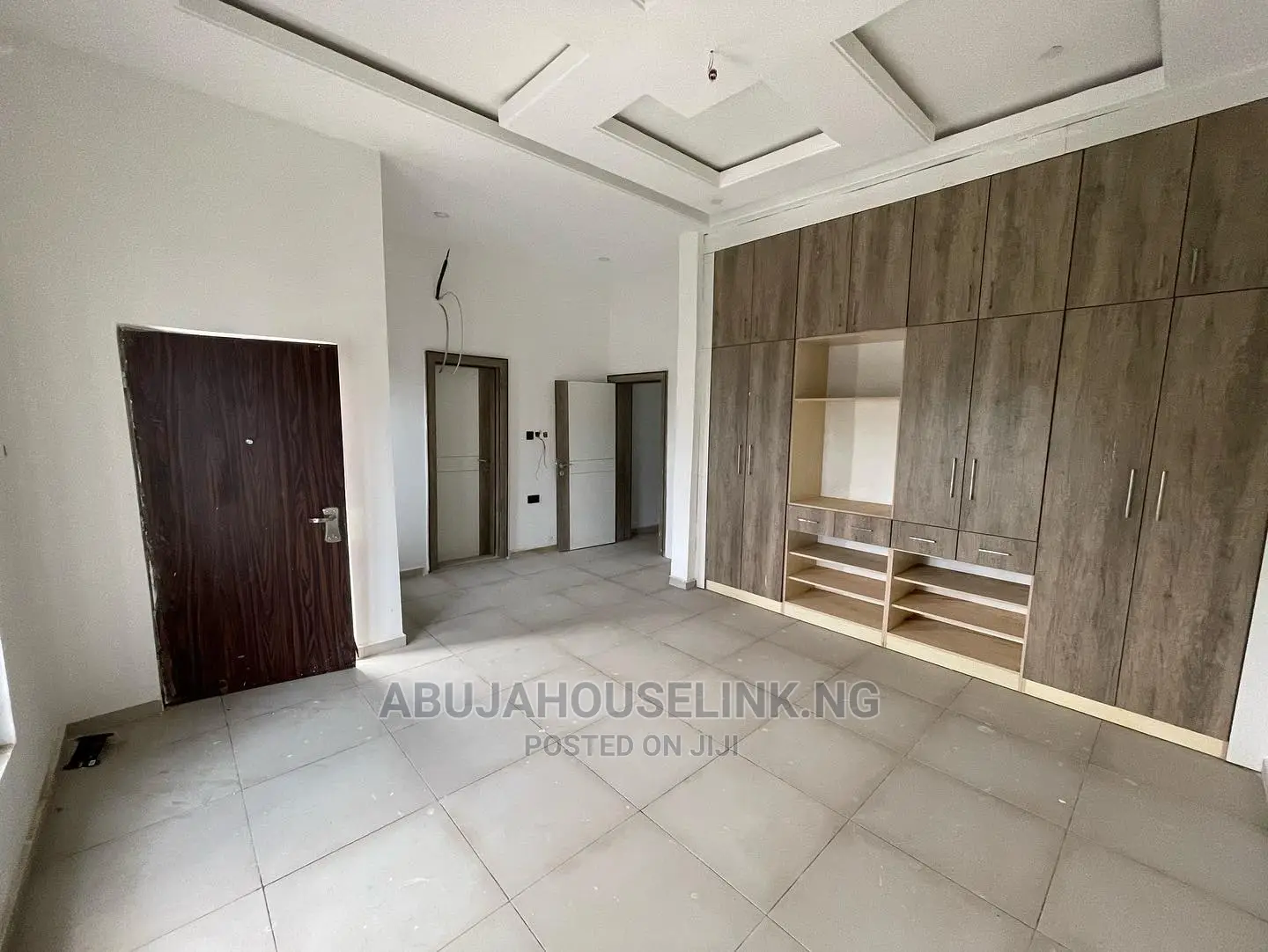 5bdrm Duplex in Guzape Abuja for sale