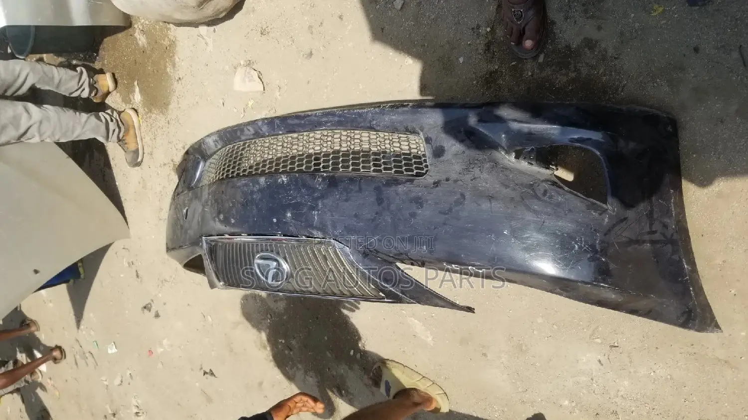 Complete Front Bumper Lexus Is250 2010