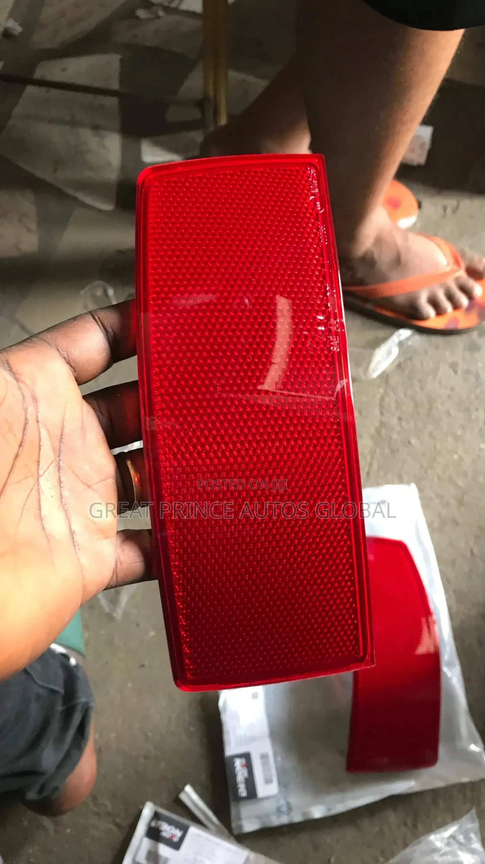 Back Bumper Reflector GLK 010