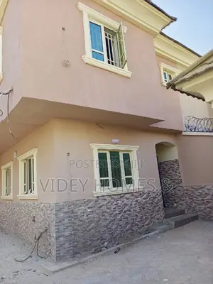 Furnished 4bdrm Duplex in Glob Estate, Dakwo District for rent