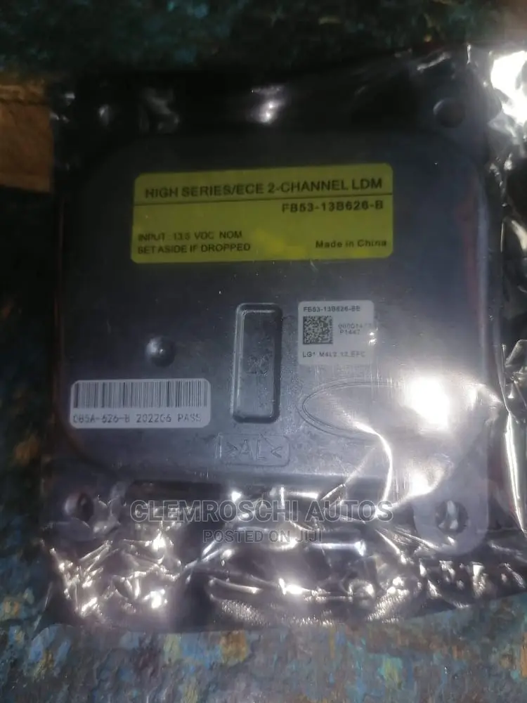 High Quality Certified Head Light Charger Ford Explorer 2023