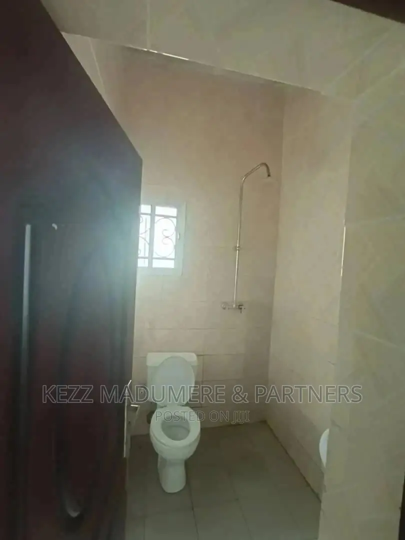 2bdrm Block of Flats in Eneka Road, Rukpokwu for rent