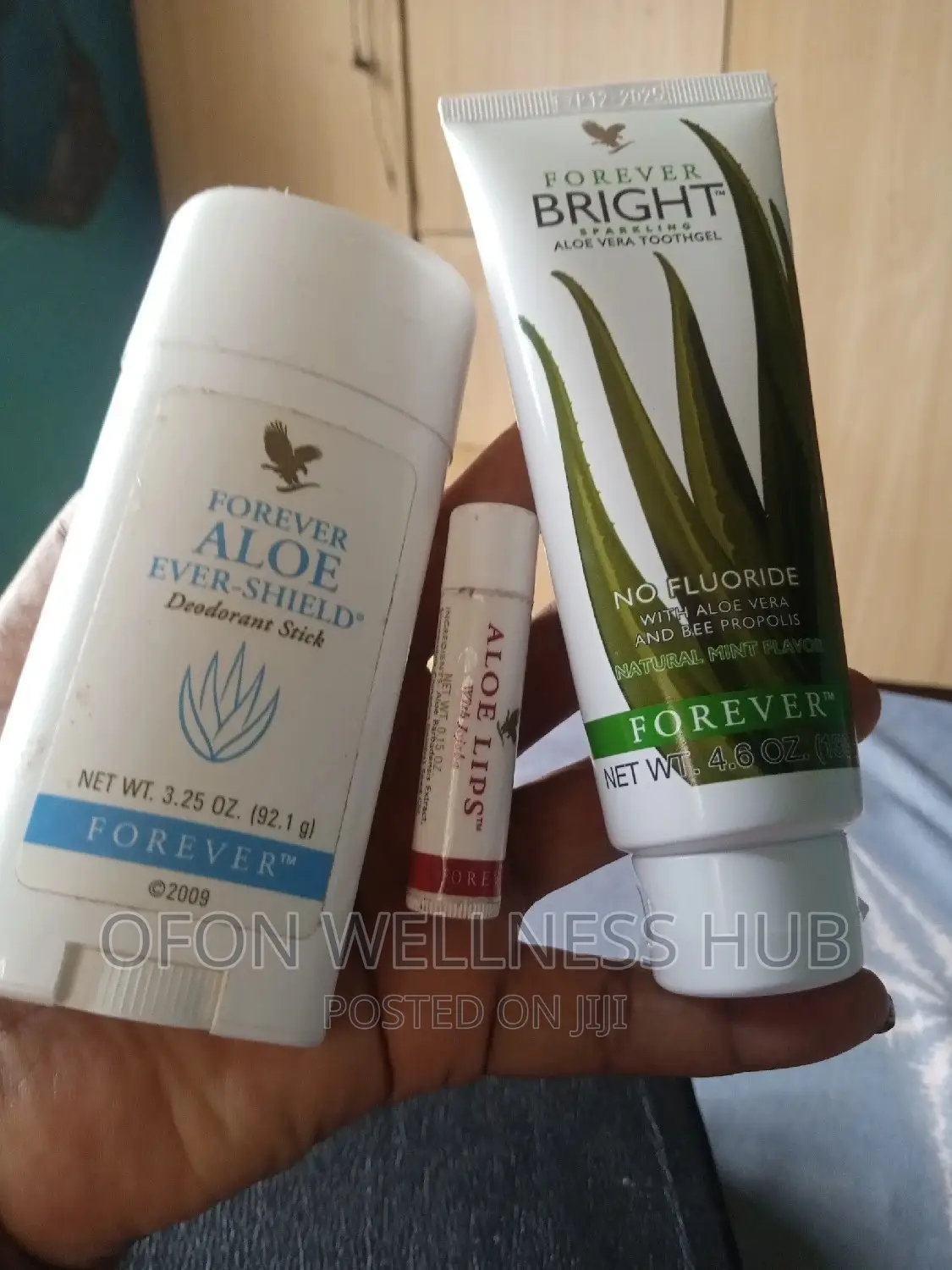 Forever Toothgel, Aloe Lips, Deodorant.