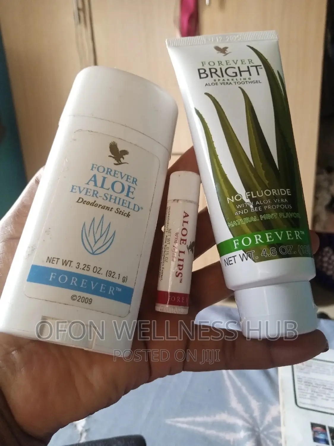 Forever Toothgel, Aloe Lips, Deodorant.