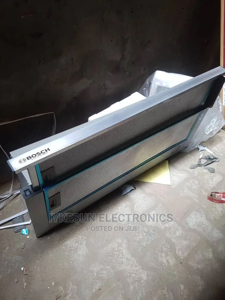 New Bosch Inbuilt Heat Extractor 90*60cm Charcoal Filter