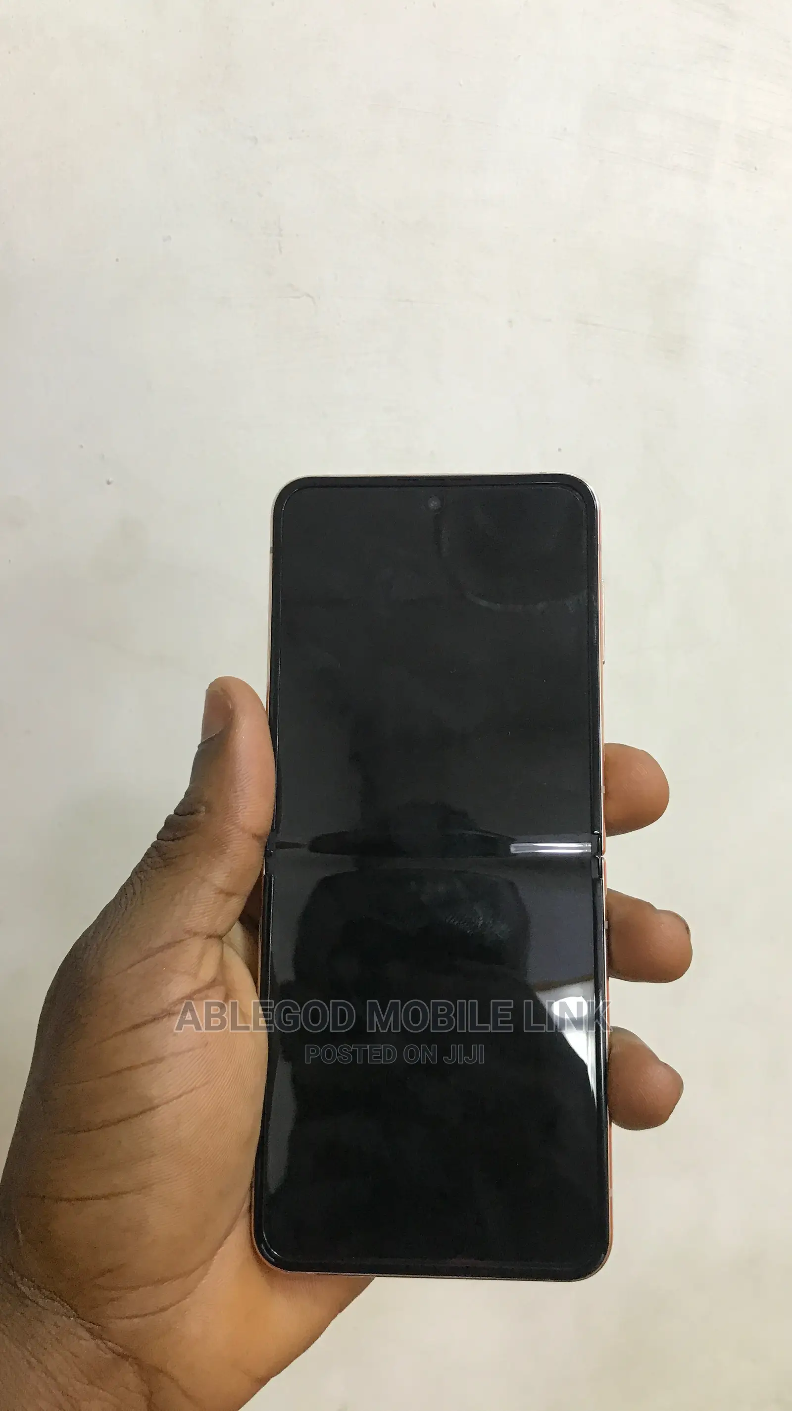 Samsung Galaxy Z Flip4 256 GB Gold