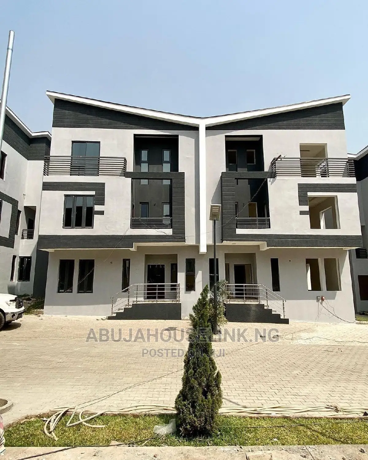 4bdrm Duplex in Kado Abuja for sale