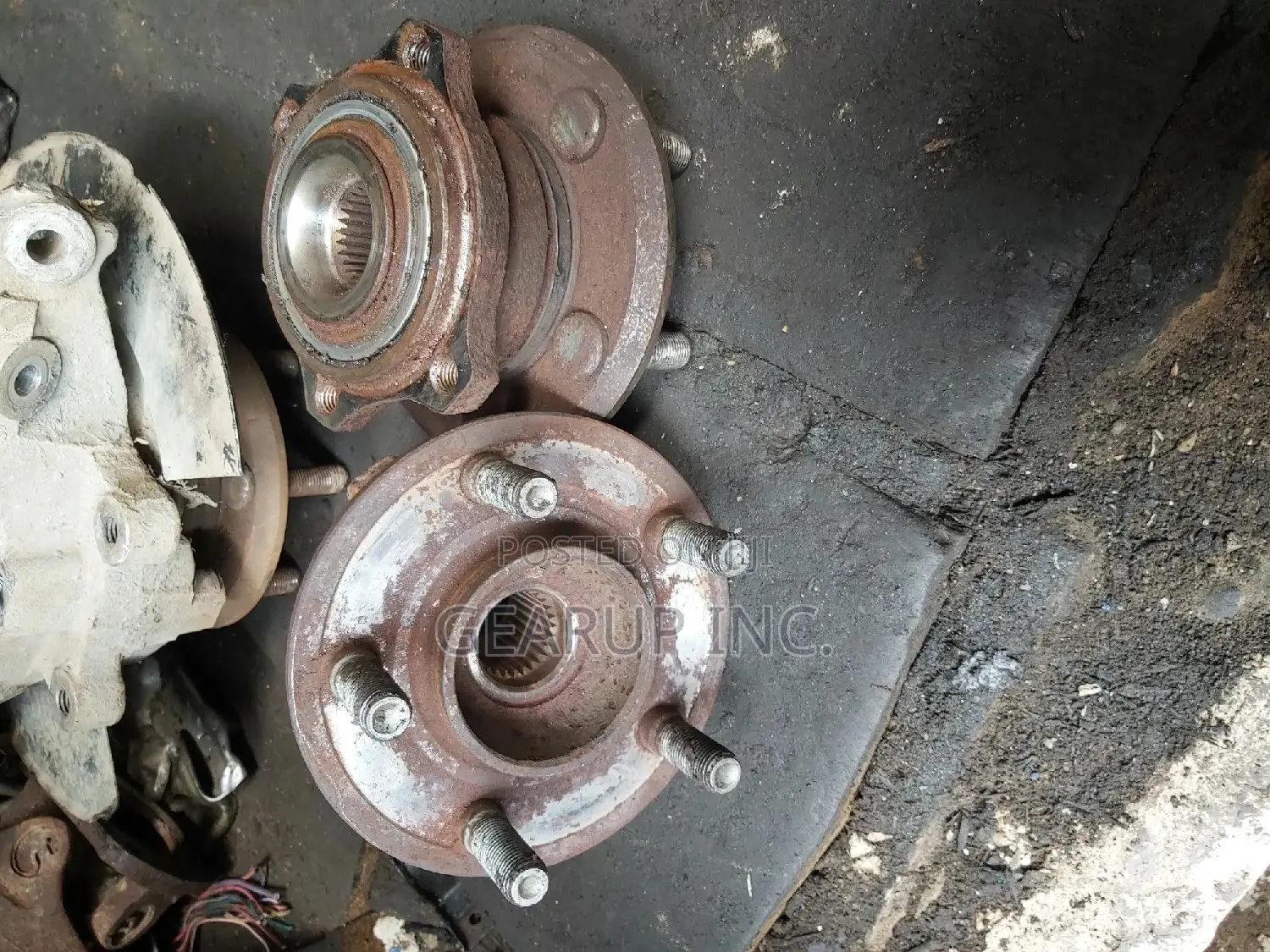 Tokunbo Wheel Hub for Dodge Charger