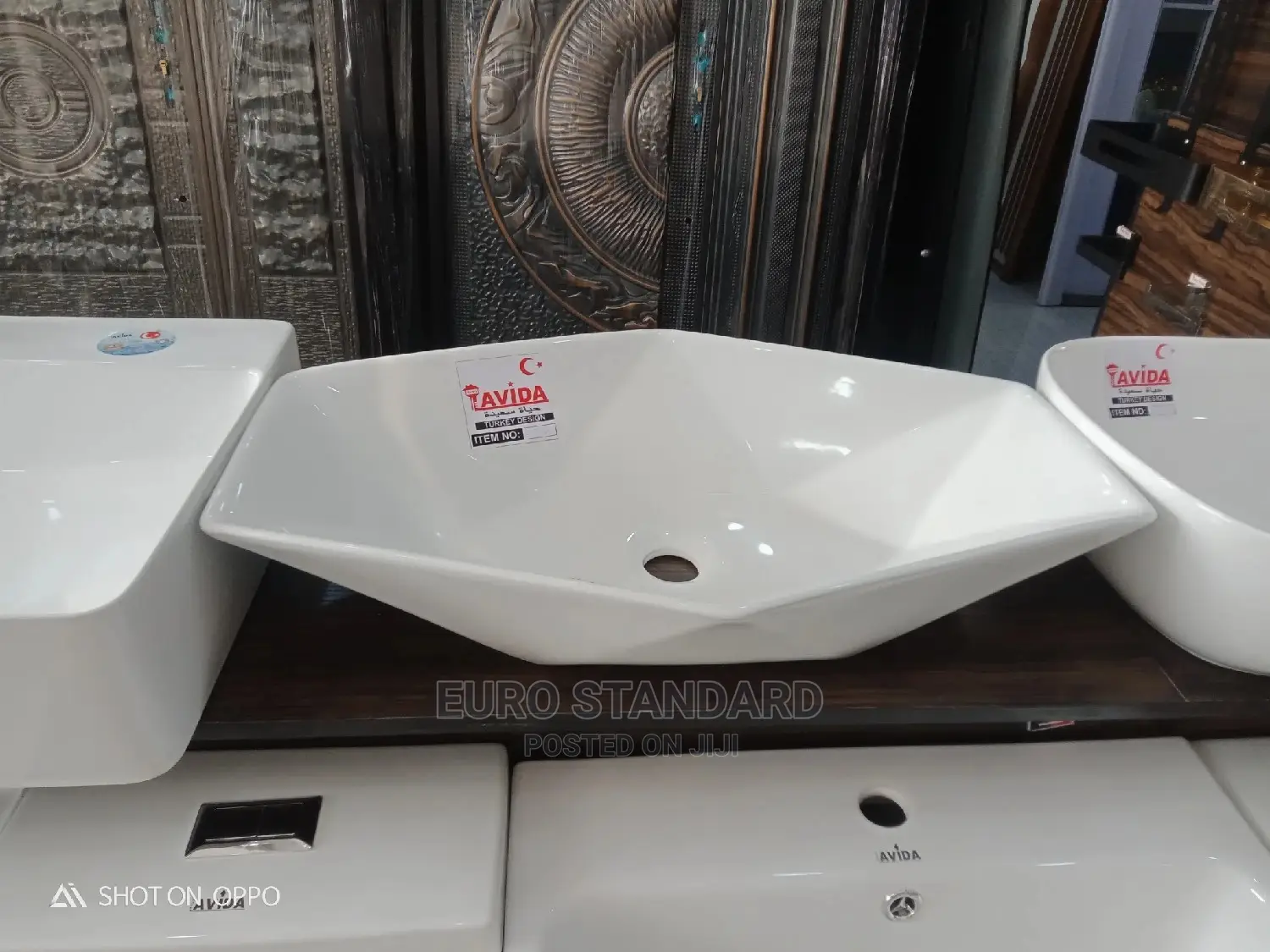 Lavida Counter Top Wash Hand Basin