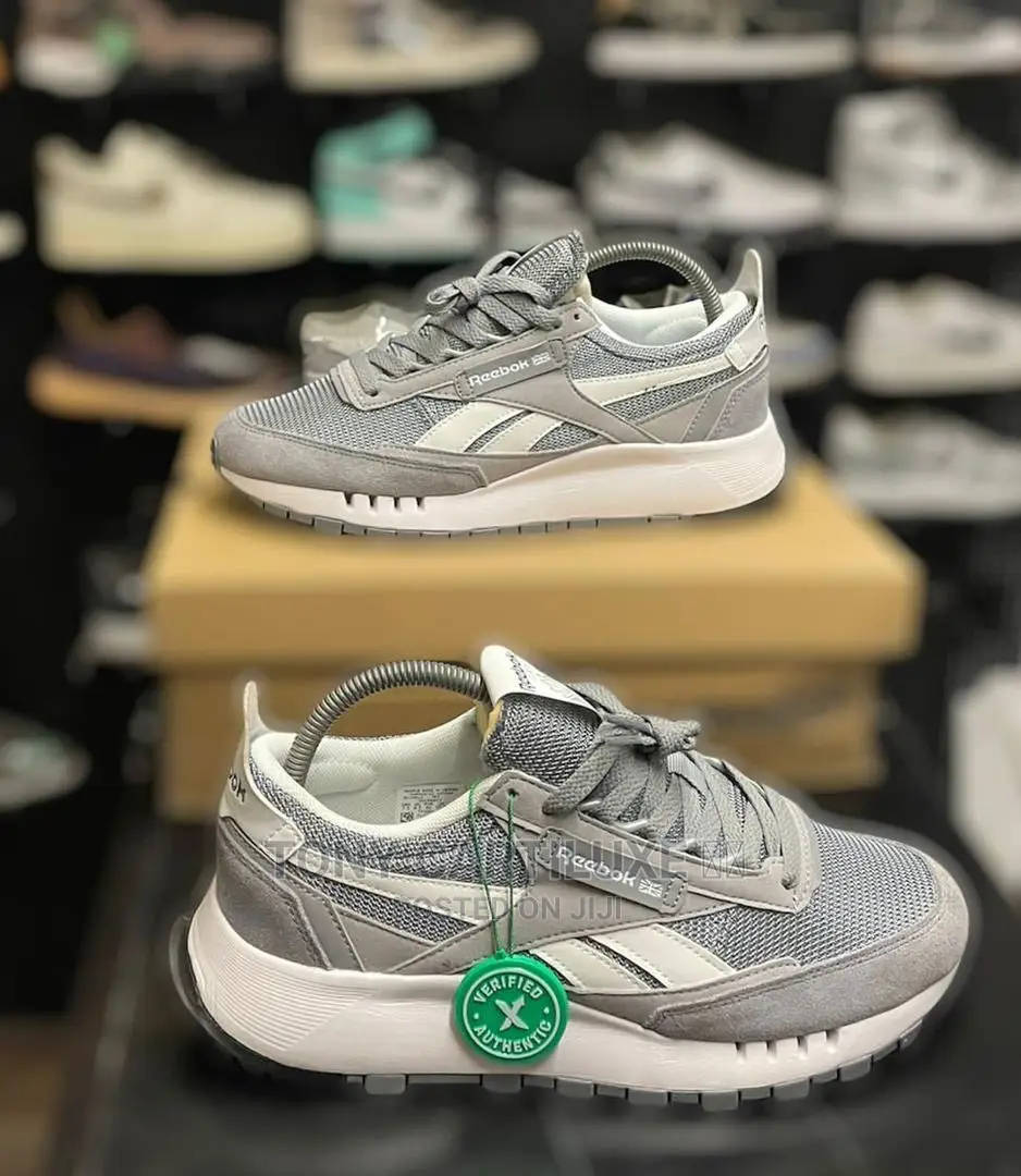 *Reebok Classic Leather