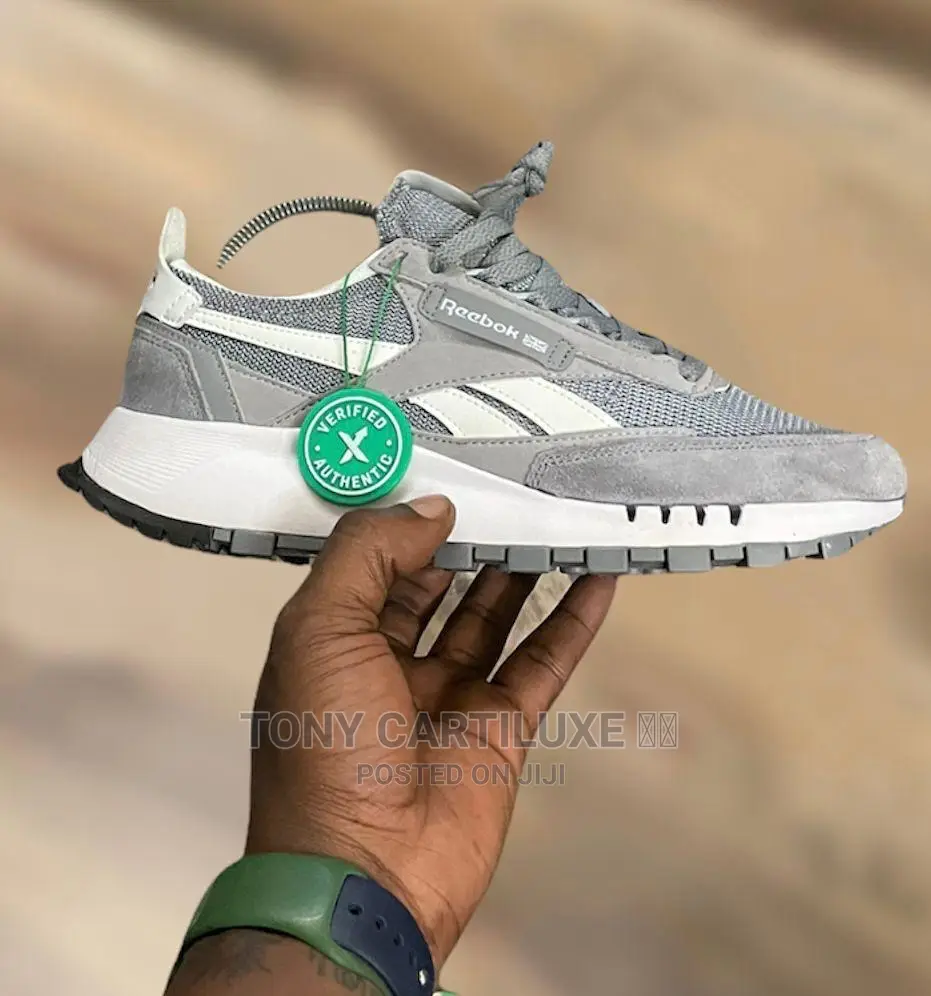 *Reebok Classic Leather