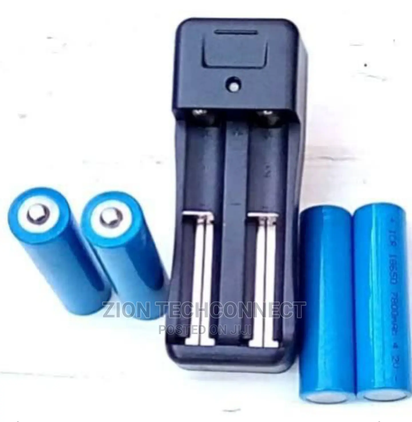 Lithium-ion Rechargeable Battery Charger And 4 Batteries