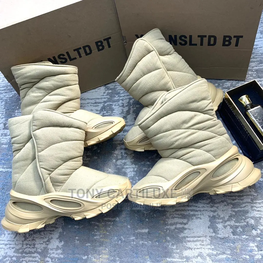*Adidas Yeezy NSLTS Boot Khaki”