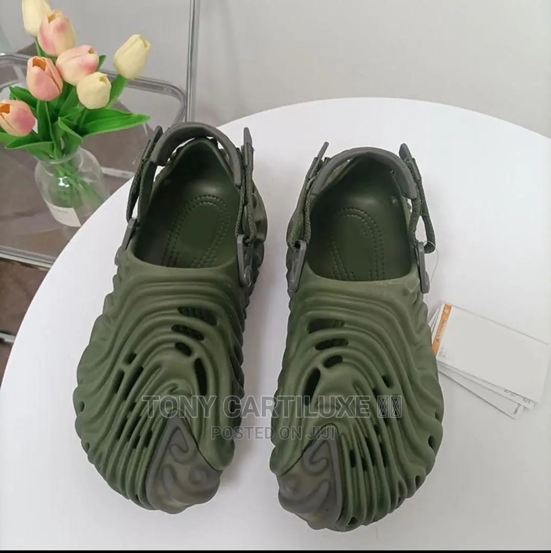 Salehe Bembury X Crocs Pollex Clogs
