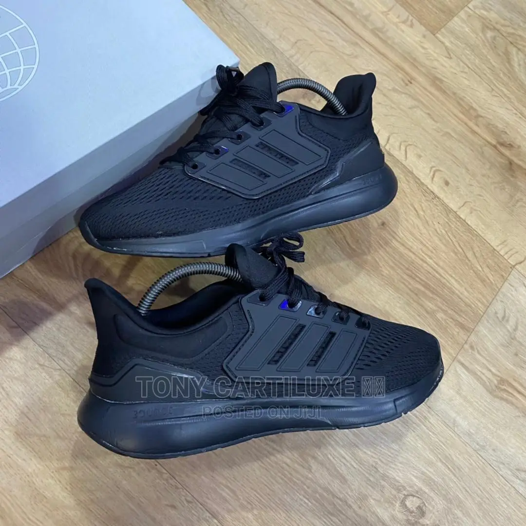 Adidas EQ21 Run Black