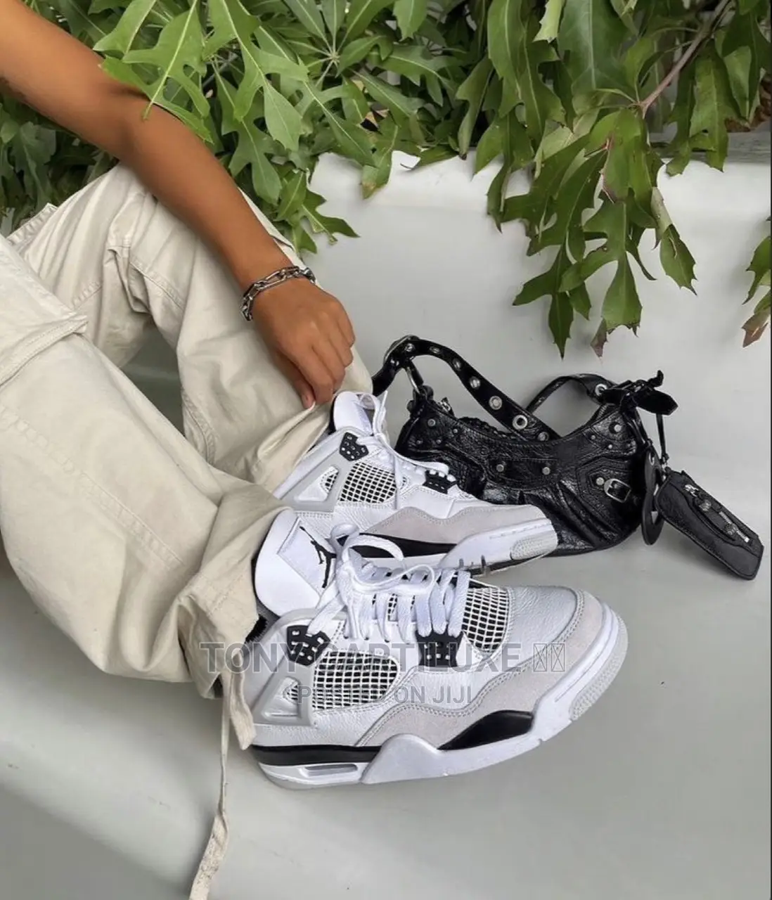 Nike Air Jordan IV Retro* *”Military Black”*