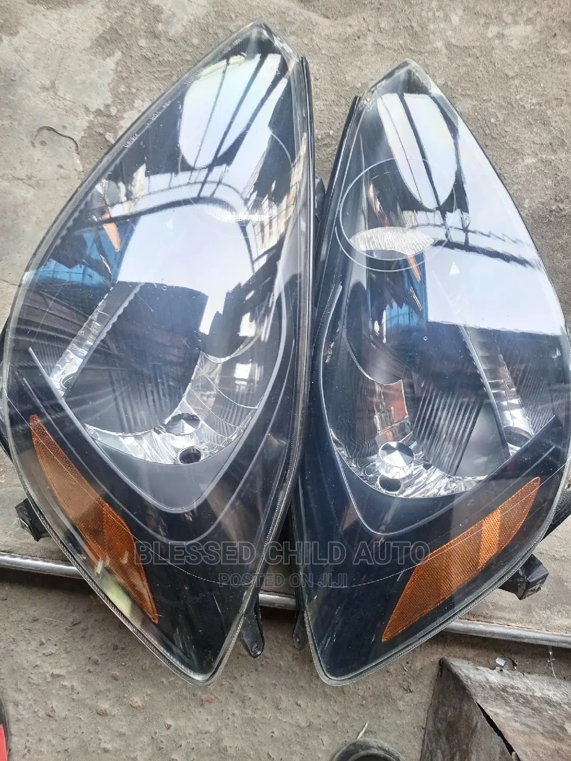 Headlamp Toyota Sienna 2003-2005 Tinted