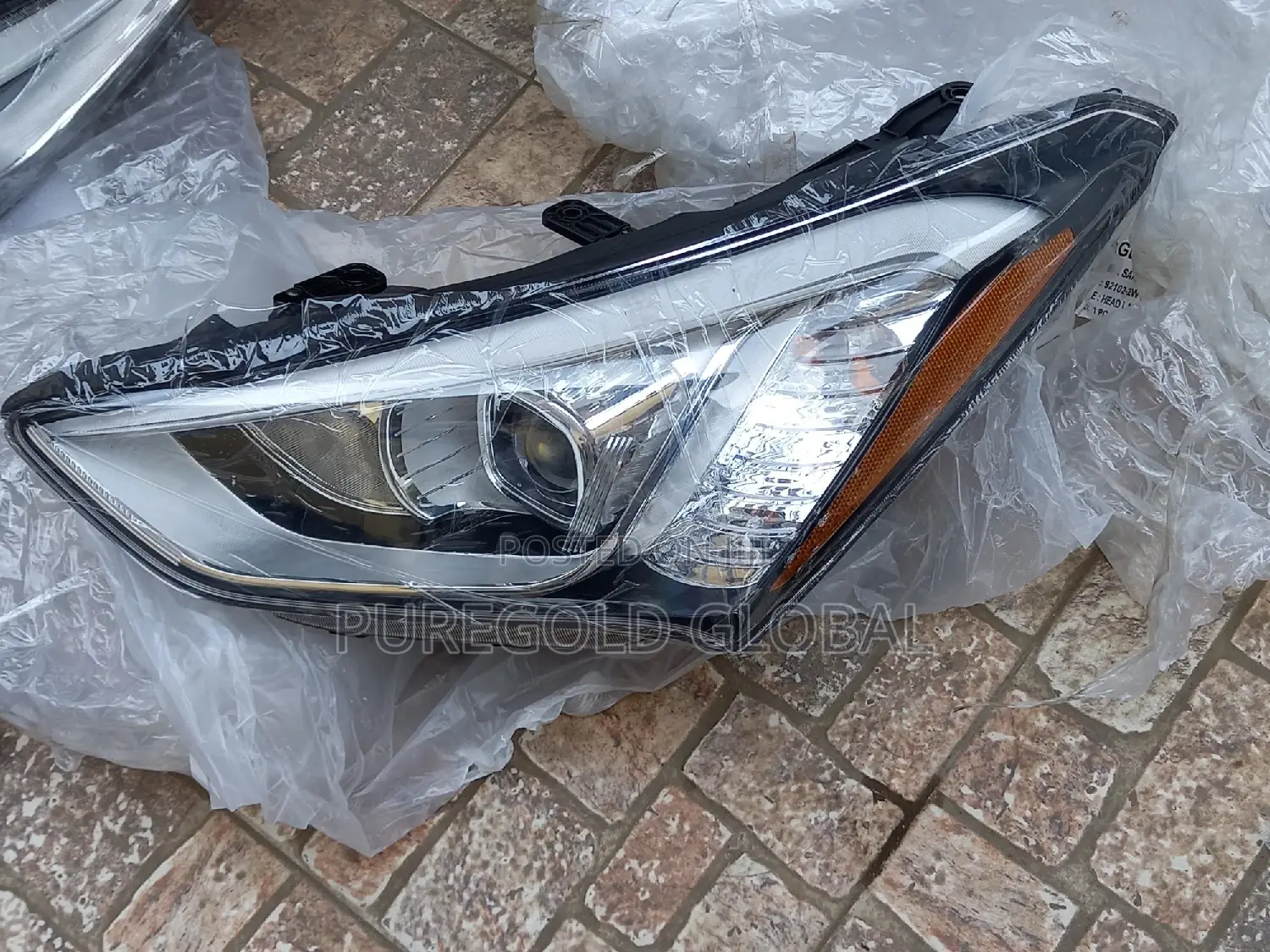 Hyundai Santafe 2011 and 2013 Headlamp
