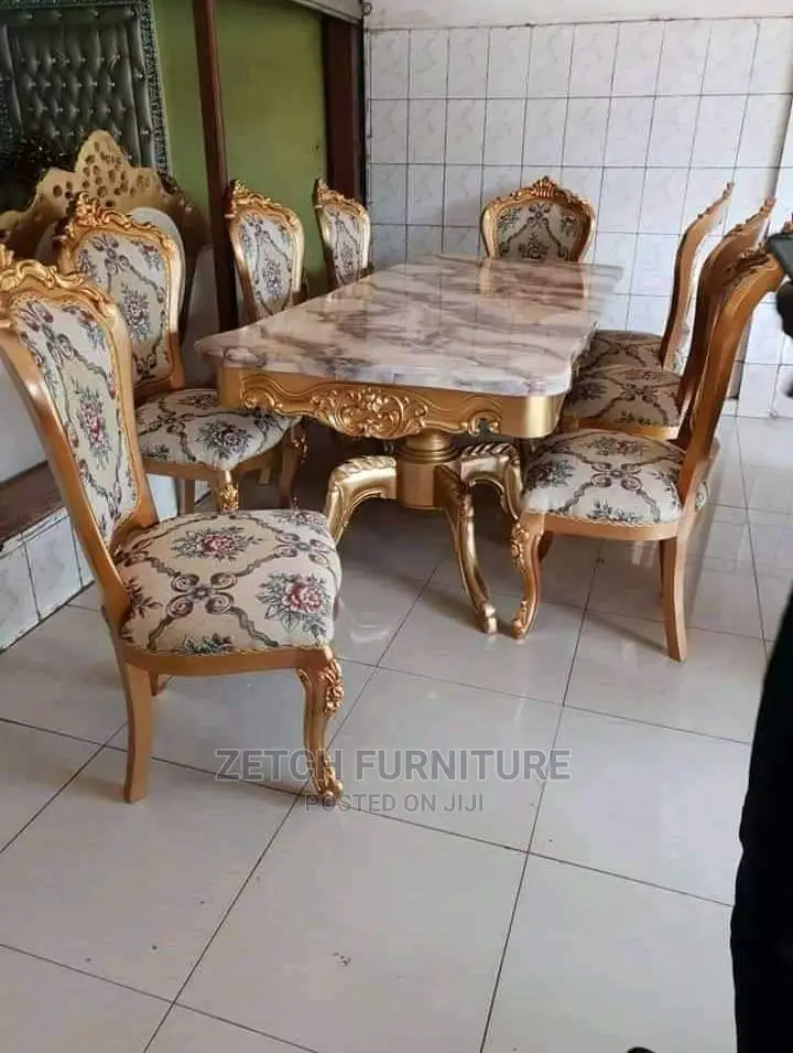 Executive 8 Seater Royal Dining Table