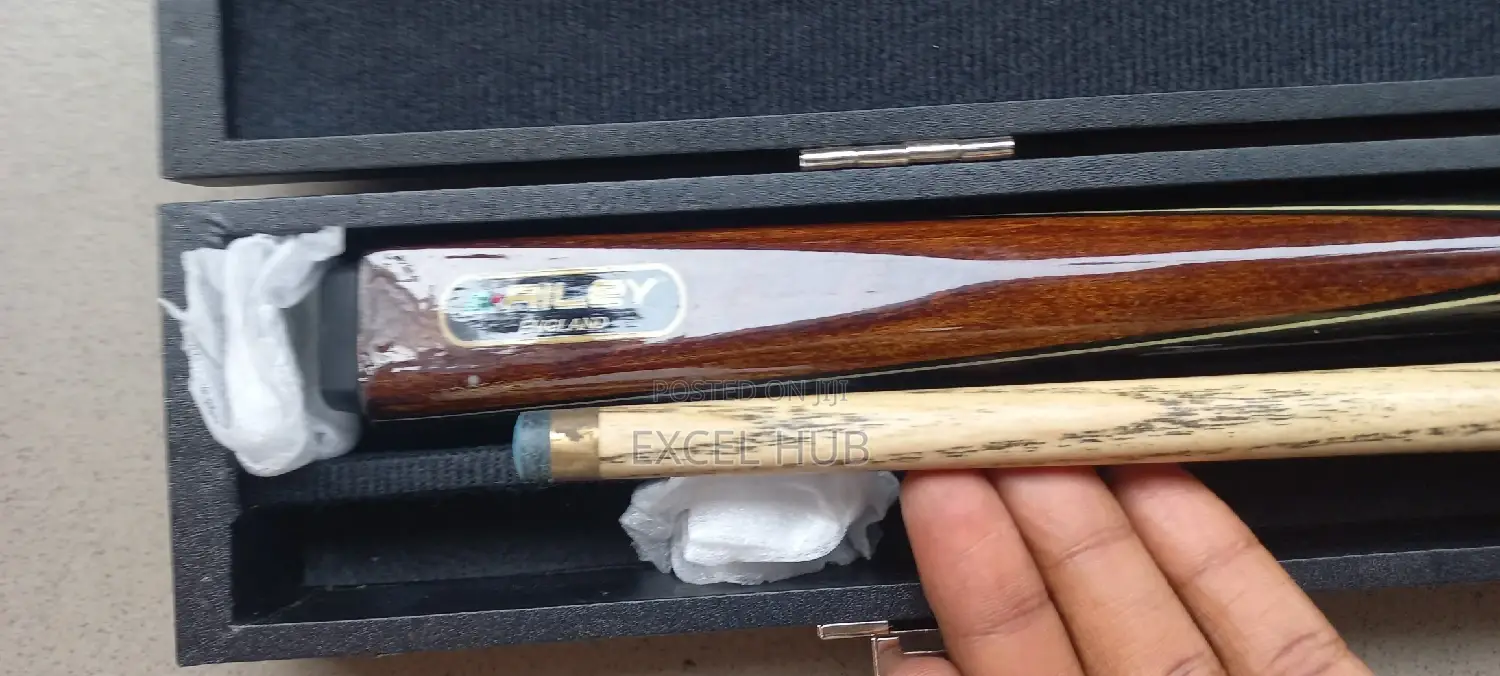 Ariley Cue With Casing