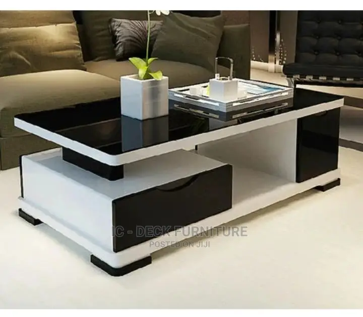 Tbl4 Glass Top Cofee Table / Center Table