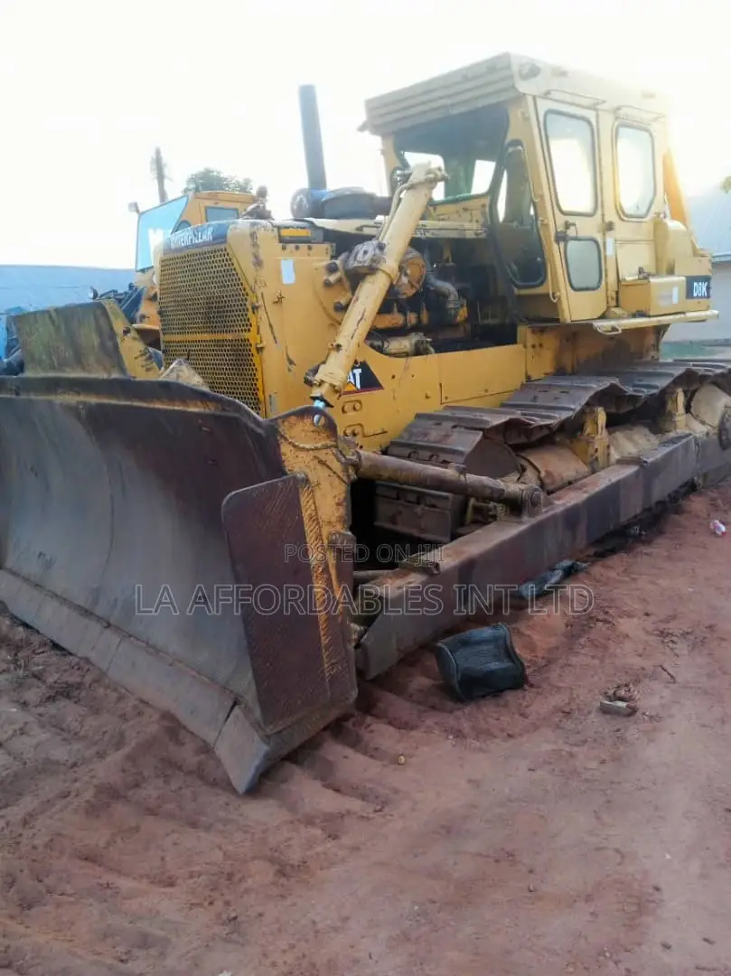 Caterpillar Bulldozer D8k for Rent