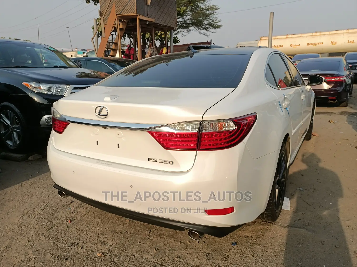 Lexus ES 350 FWD 2013 White