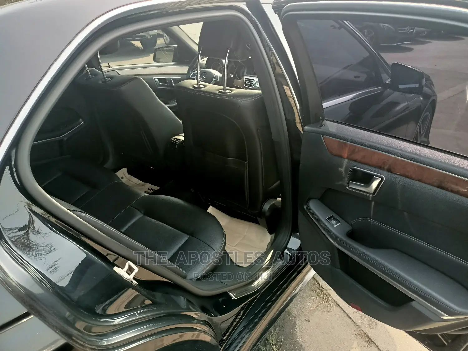 Mercedes-Benz E350 2013 Black