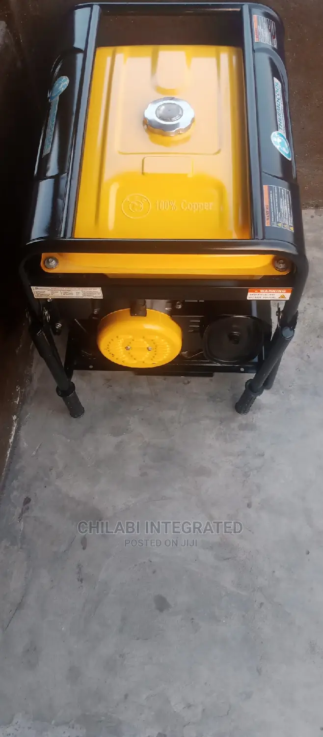 1 Month Old Very New 6.8KVA THERMOCOOL OGA6900ES Generator