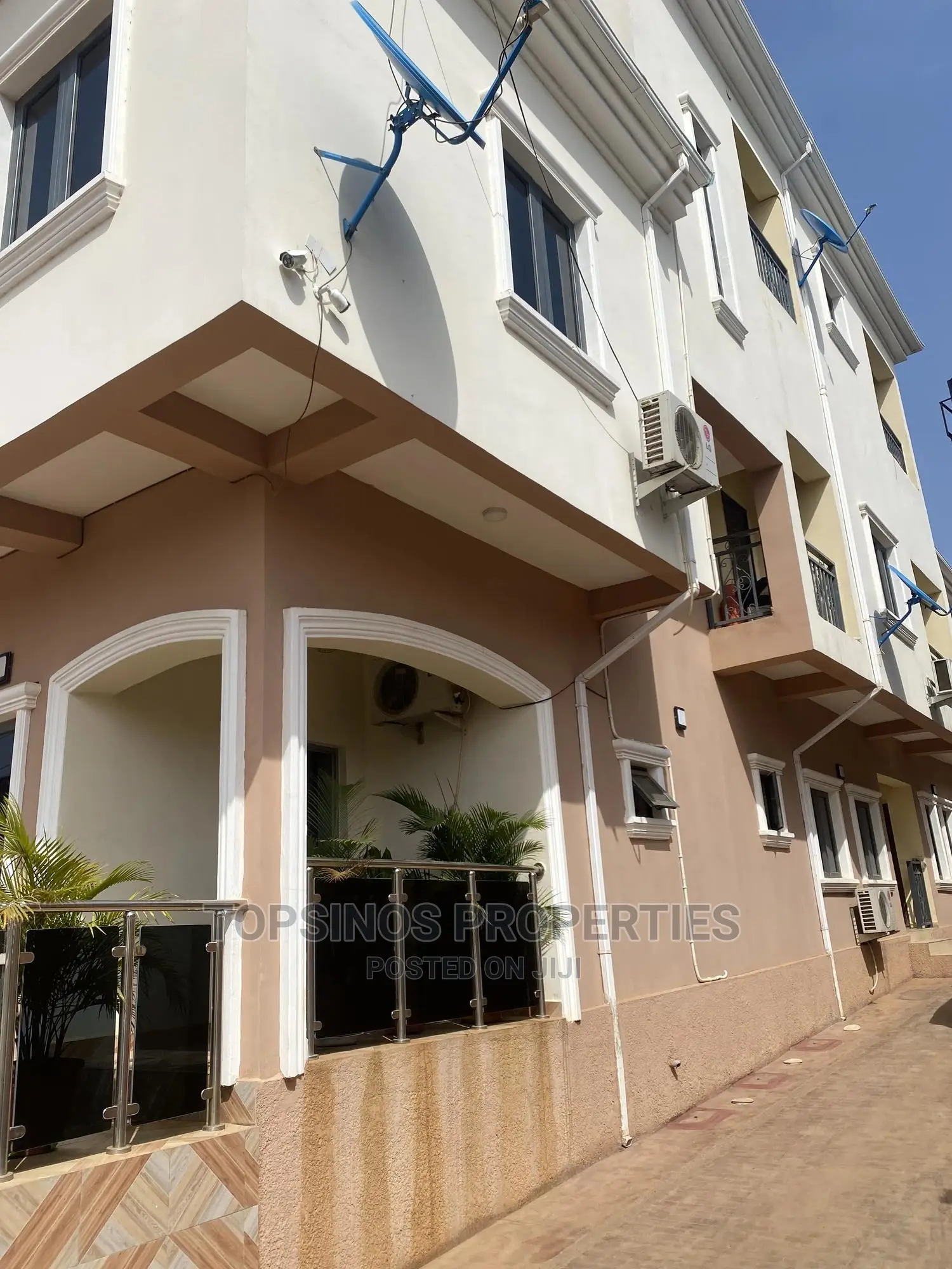 2bdrm Block of Flats in Dawaki for rent