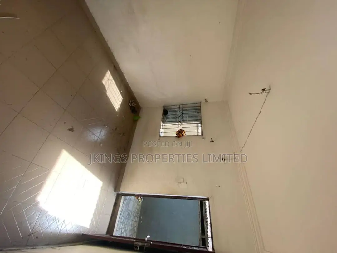 Studio Apartment in Bariga / Shomolu for rent