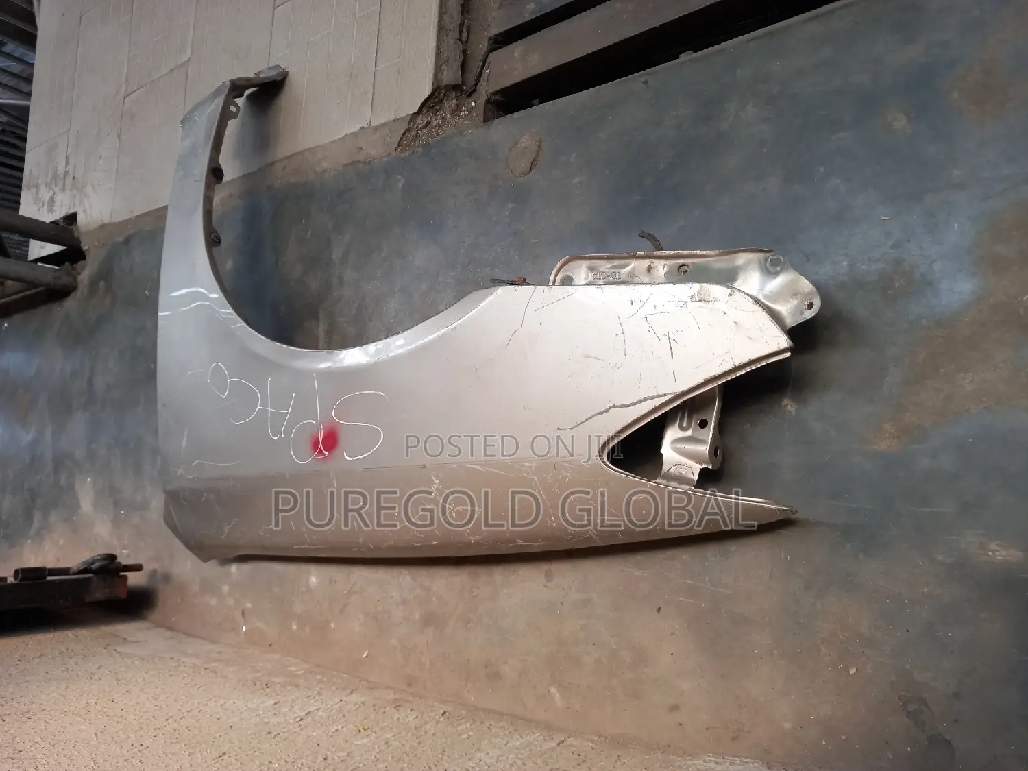 Camry 2003 and 2005 Model Fender