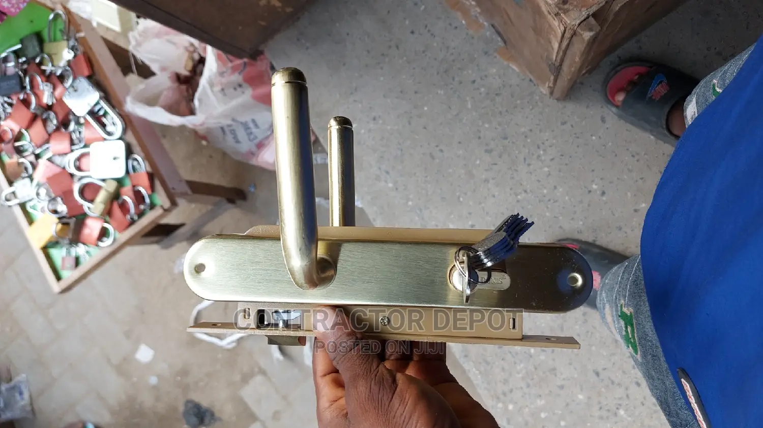 Simple Design Brass Door Lock 7 Inches