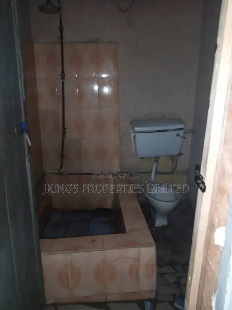 Studio Apartment in Fola Agoro for rent
