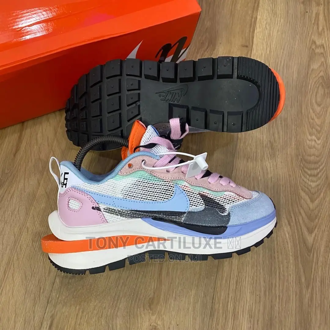 Nike X Sacai Vaporwaffle Multicolor Sneaker