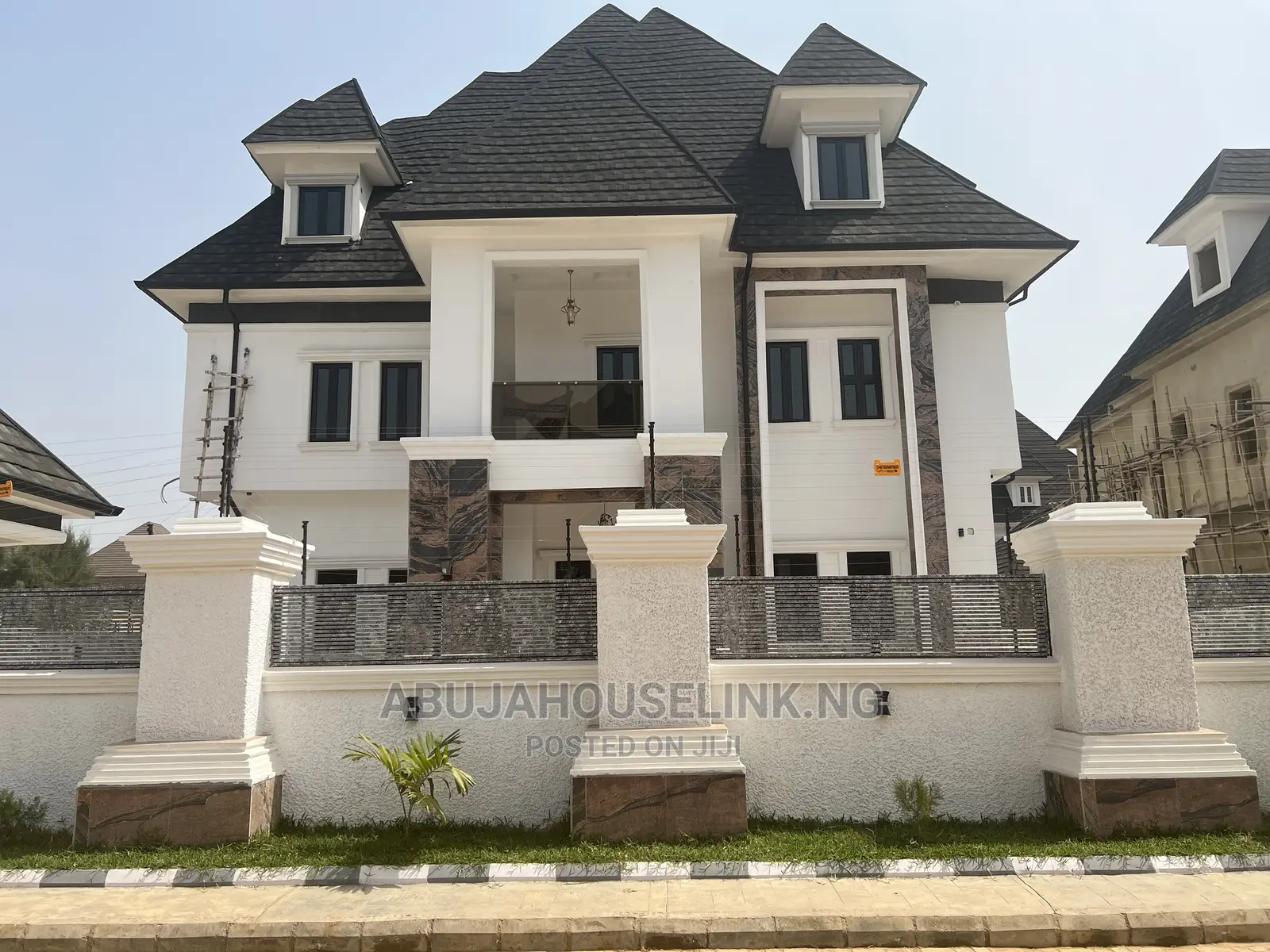 6bdrm Duplex in Efab Metropolis, Gwarinpa for sale