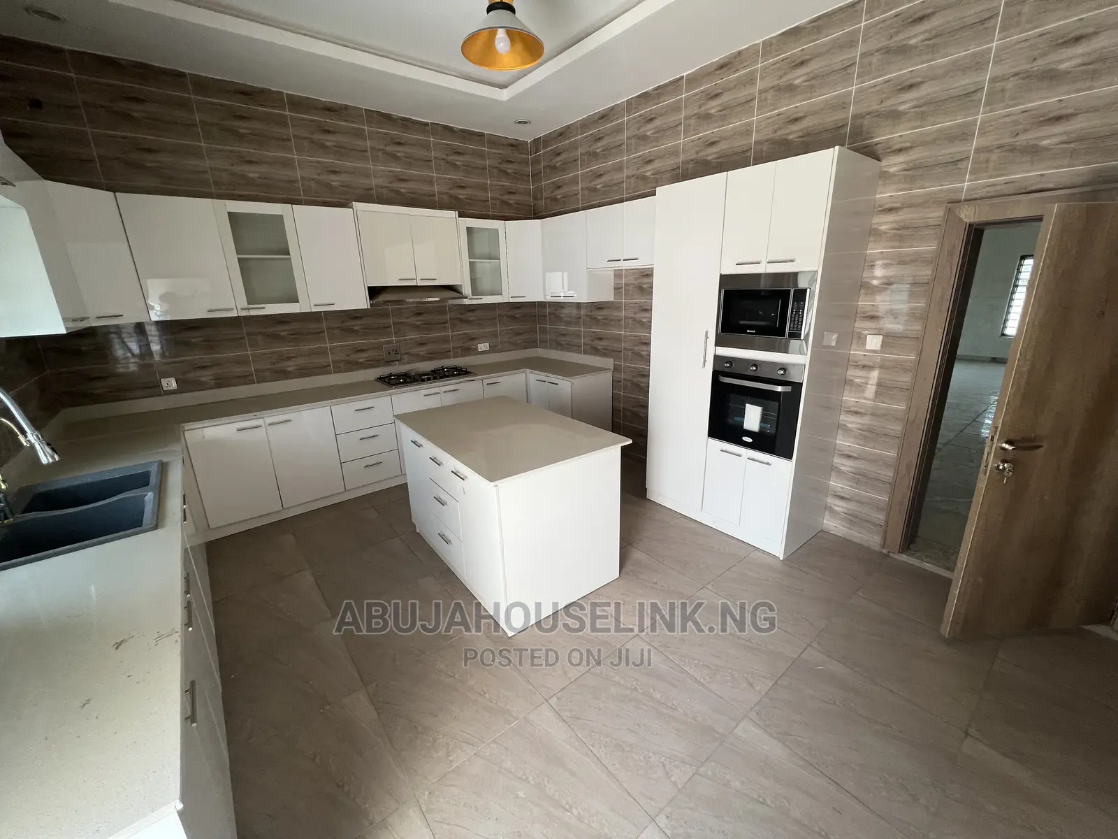 7bdrm Duplex in Efab Metropolis, Gwarinpa for sale