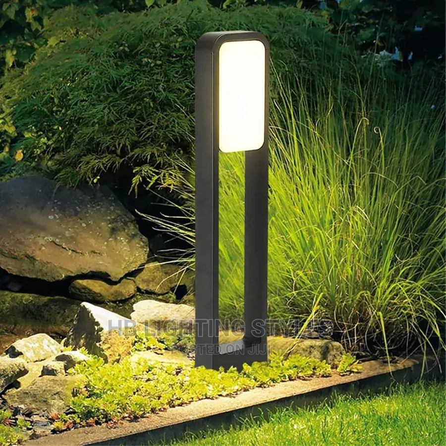 Thrisdar Outdoor Bollard Light