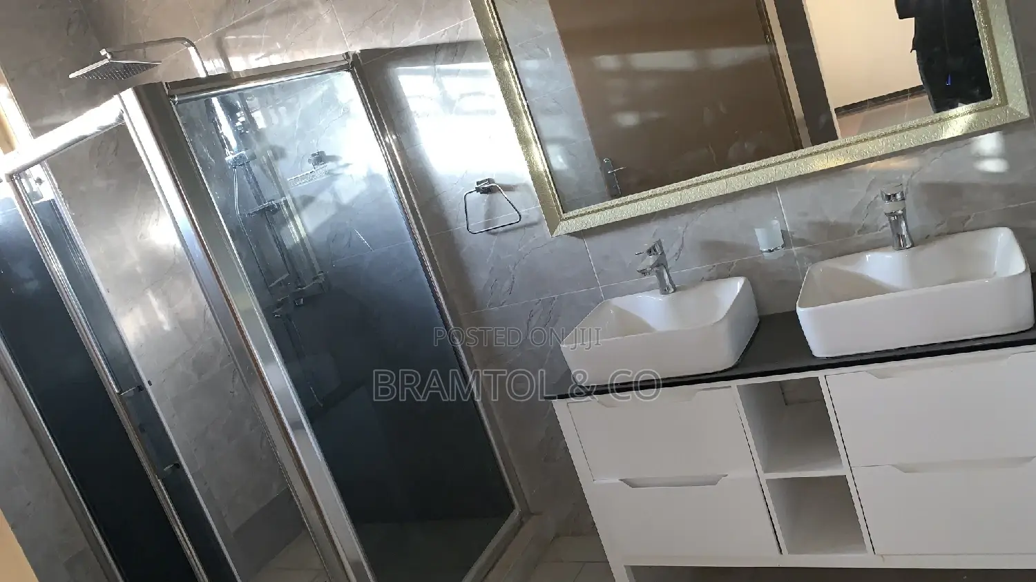 3bdrm Block of Flats in Maitama for rent