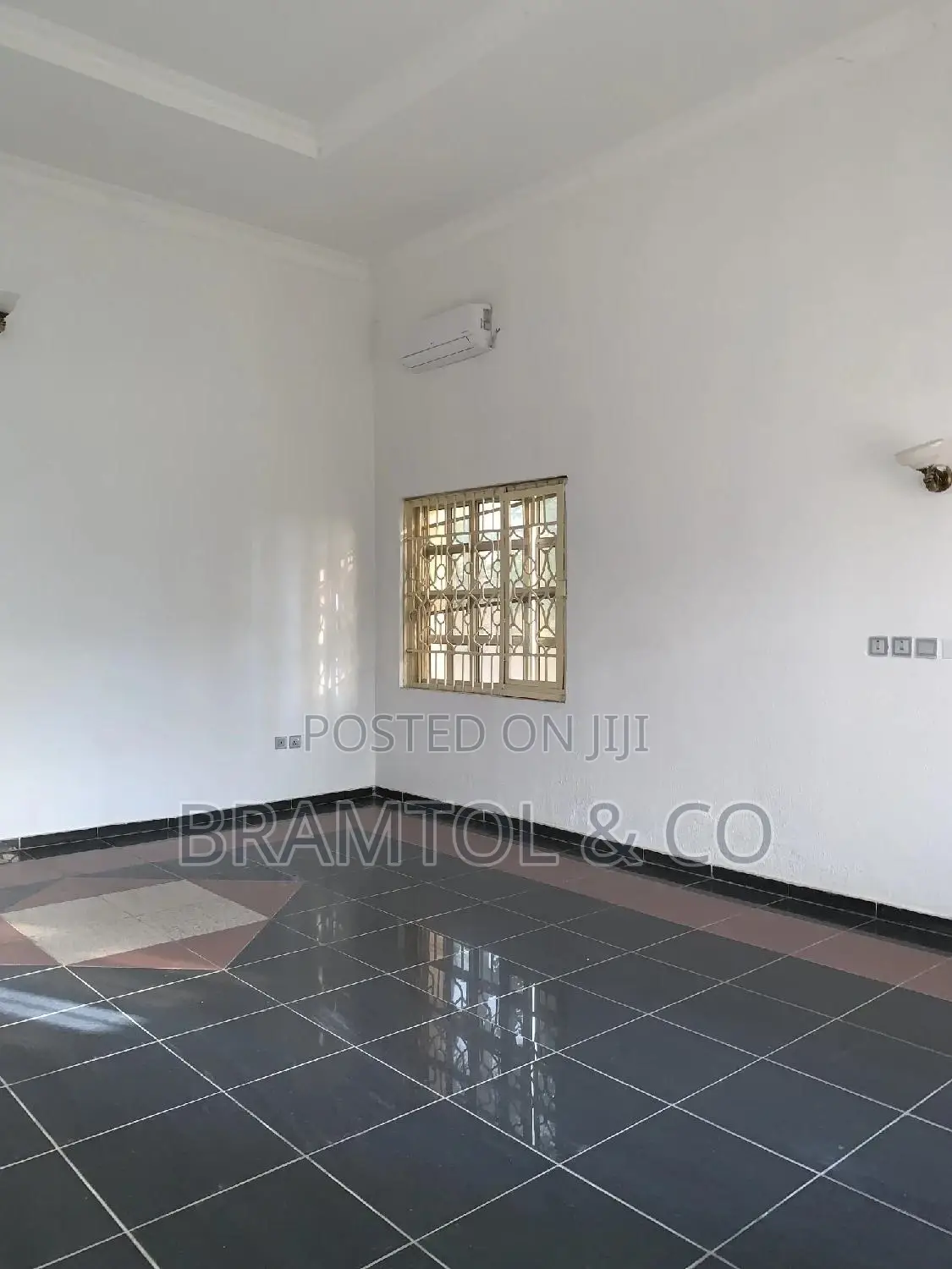 3bdrm Block of Flats in Maitama for rent