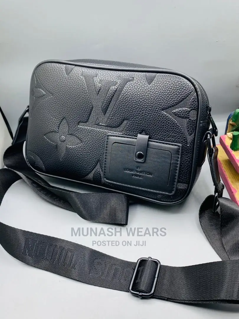 Louis Vuitton Crossbag