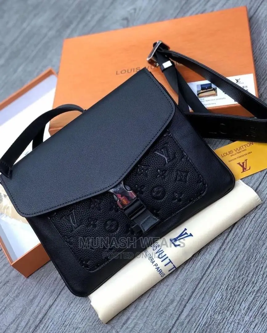Louis Vuitton Crossbag