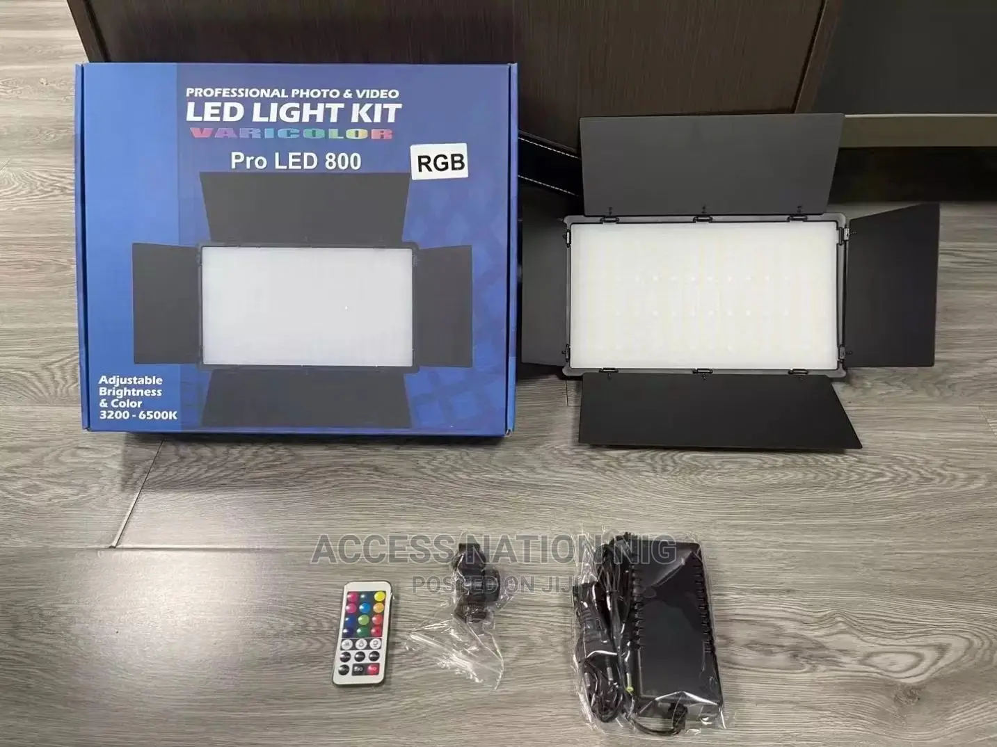 Led-800 Led Video Light Panel Bi-Color 3200- Photograph