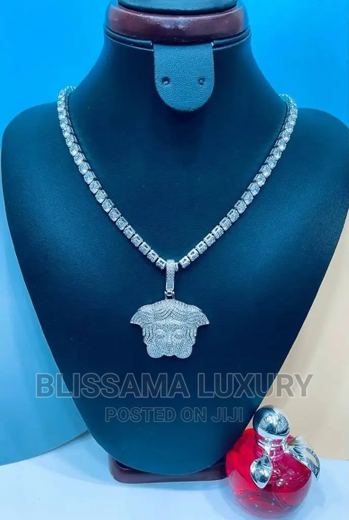 Luxury Tennis Chain And Pendant Set
