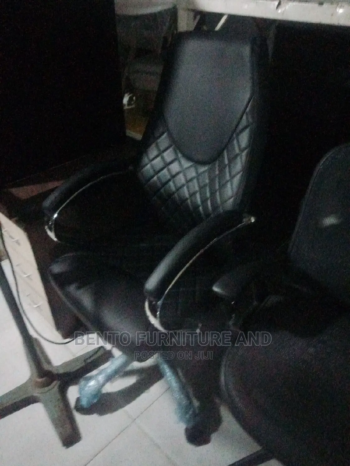 Office Leather Swivel Chair