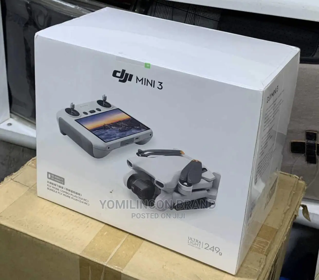 DJI Mini 3 Fly More Combo - Lightweight and Foldable